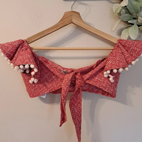 ASOS DESIGN jacquard pom pom frill beach red and white top size 2 - Picture 3 of 8